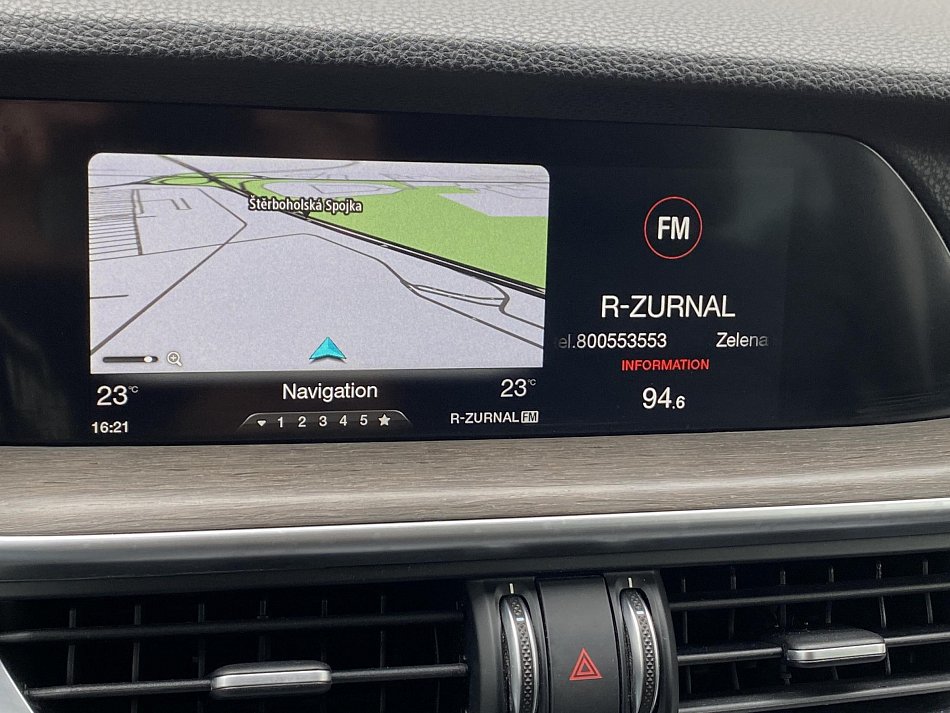 Alfa Romeo Stelvio 2.0T  4x4