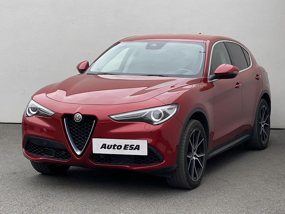 Alfa Romeo Stelvio 2.0T  4x4