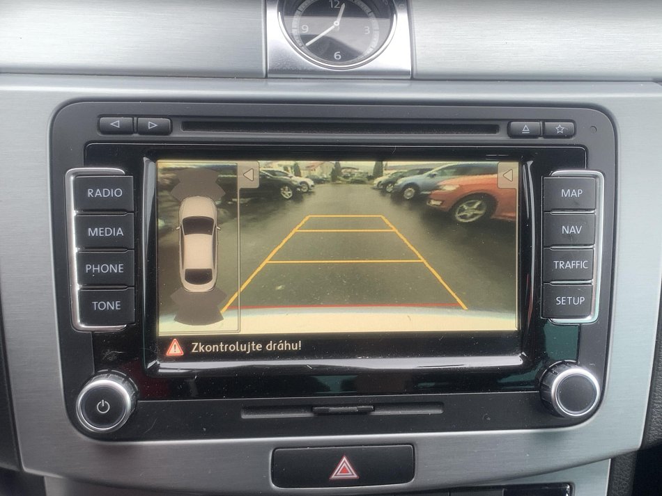 Volkswagen Passat CC 2.0 TDi 