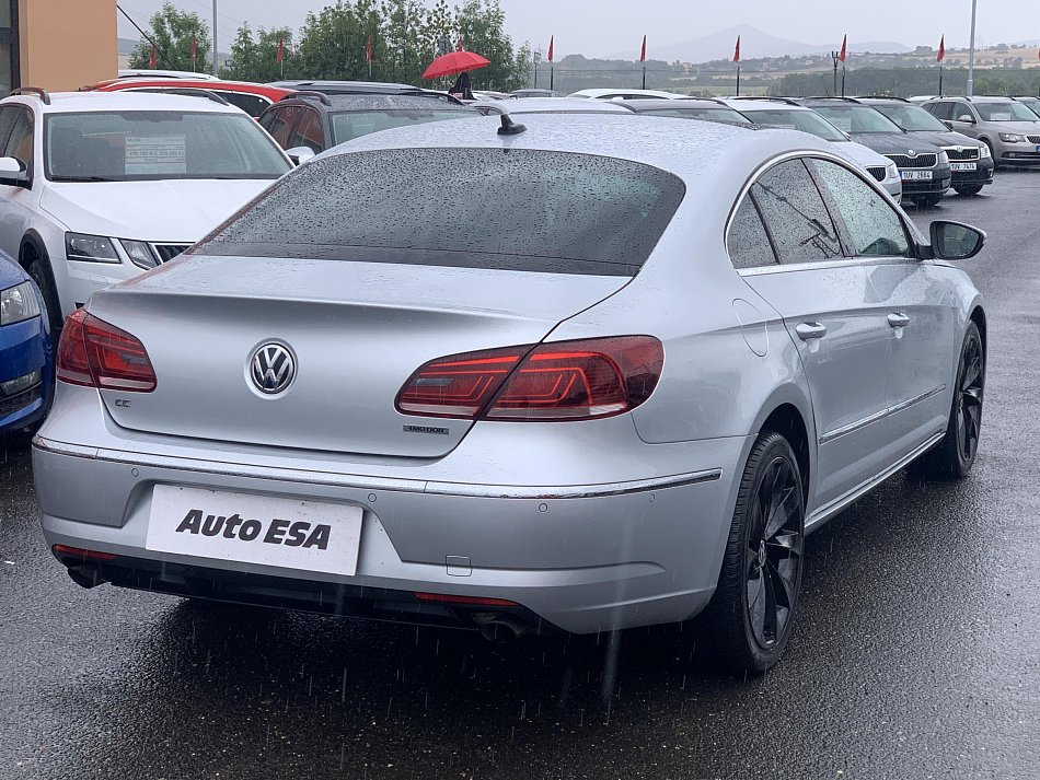 Volkswagen Passat CC 2.0 TDi 