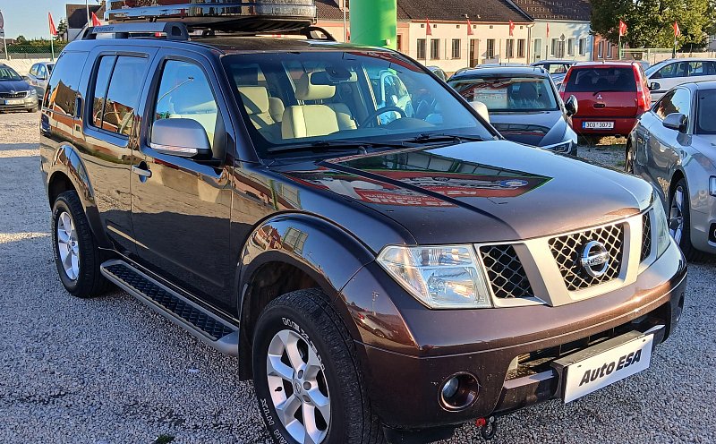 Nissan Pathfinder 2.5 dCi 