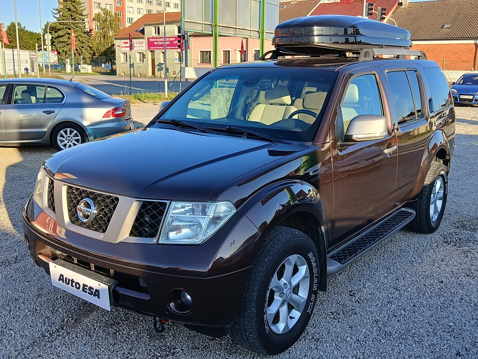 Nissan Pathfinder 2.5 dCi 