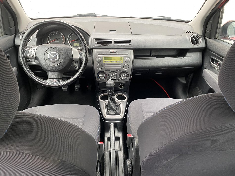 Mazda 2 1.6i 