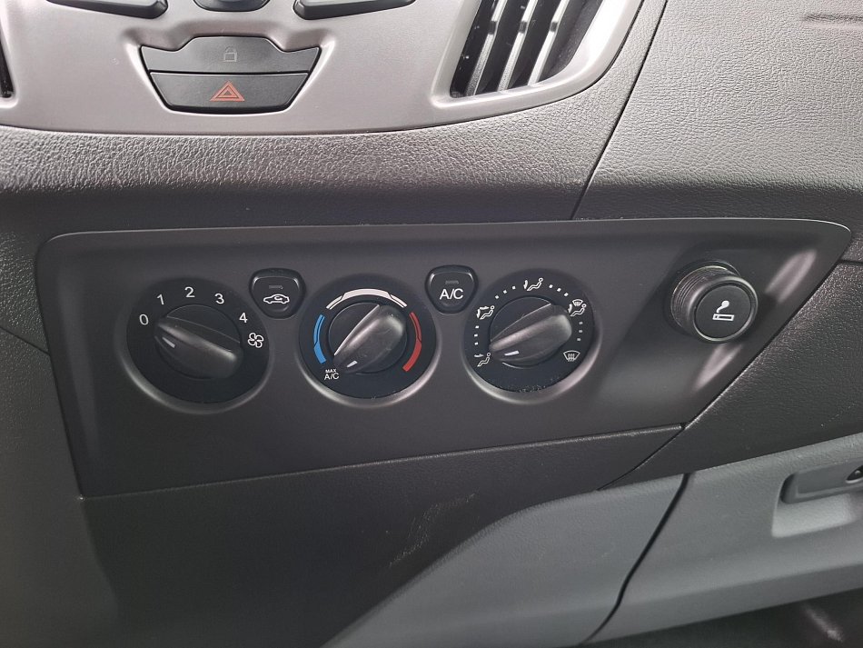 Ford Transit Custom 2.2TDCi Trend L1H1