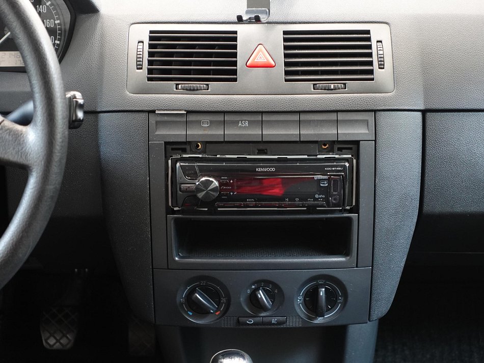 Škoda Fabia I 1.4i 16V 