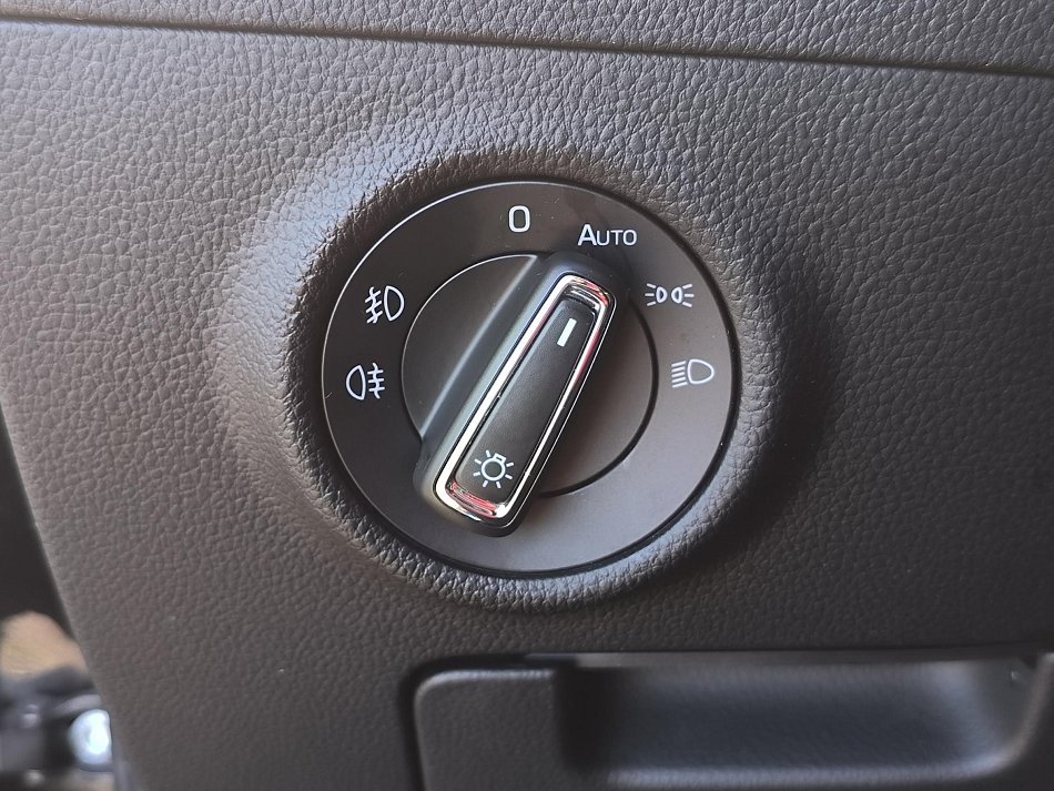 Škoda Superb III 2.0 TSI SportLine