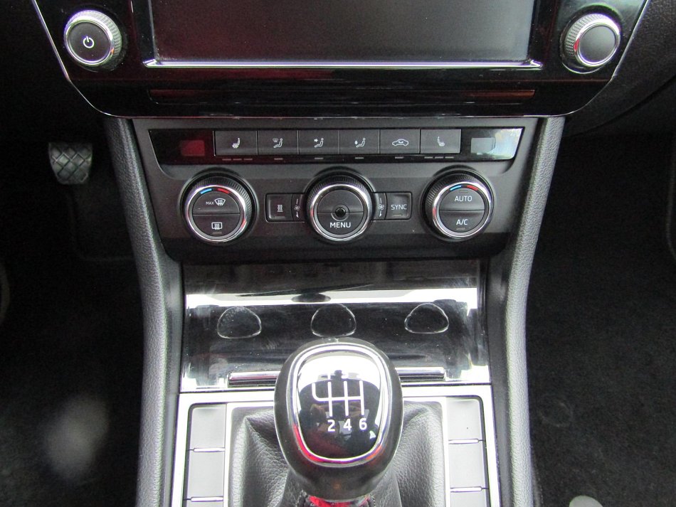 Škoda Superb III 1.8 TSi Style