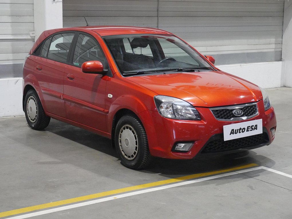 Kia Rio 1.4i 