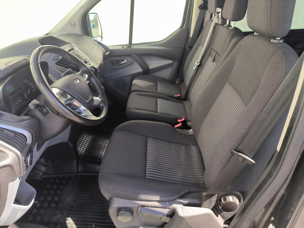 Ford Transit Custom 2.0TDCi Trend L2 6míst