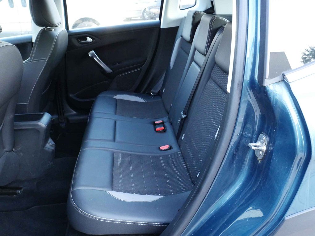 Peugeot 2008 1.2 PT Allure