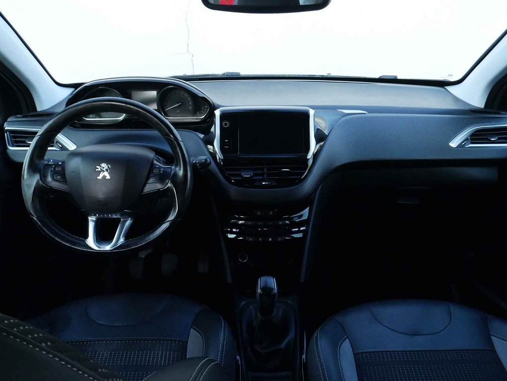 Peugeot 2008 1.2 PT Allure