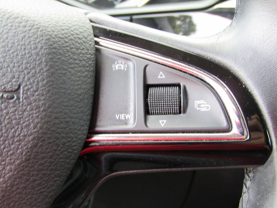 Škoda Superb III 2.0TSi  4x4