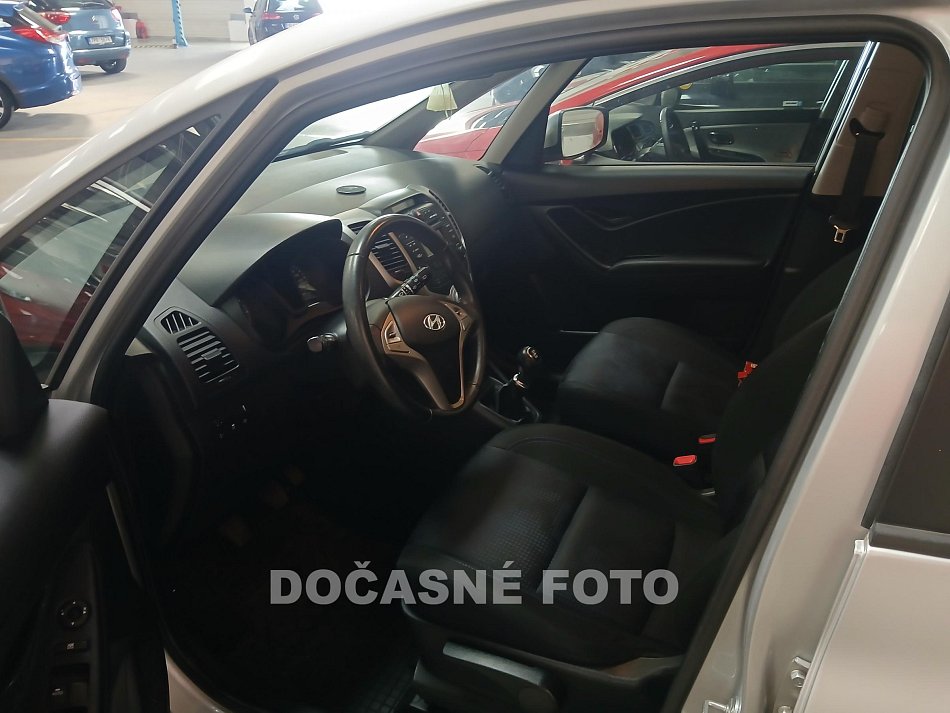 Hyundai Ix20 1.4i 