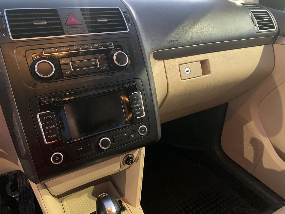 Volkswagen Touran 1.6 TDi 