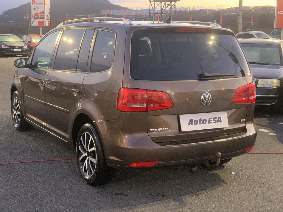 Volkswagen Touran 1.6 TDi 