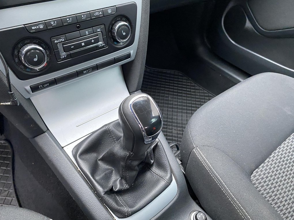 Škoda Octavia II 2.0 TDi Ambiente 4x4