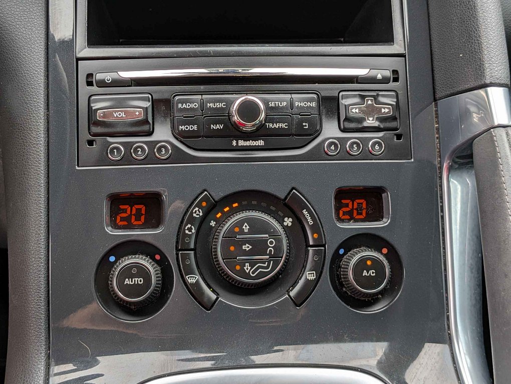 Peugeot 3008 2.0 HDi Allure