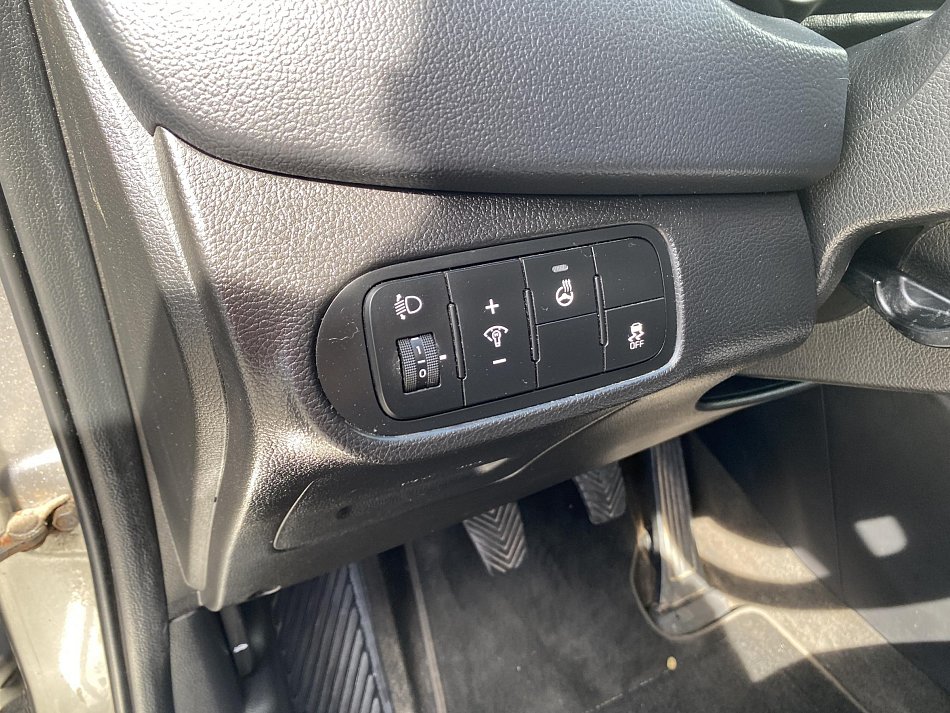 Kia Carens 1.7 CRDI 