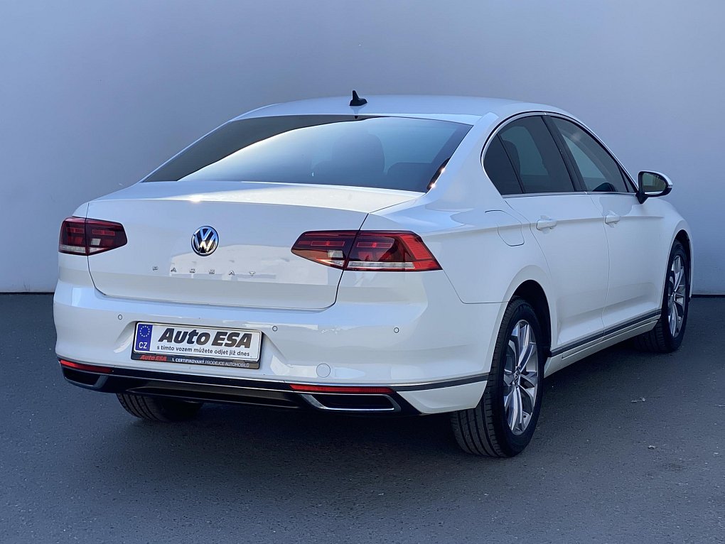 Volkswagen Passat 2.0TDi 