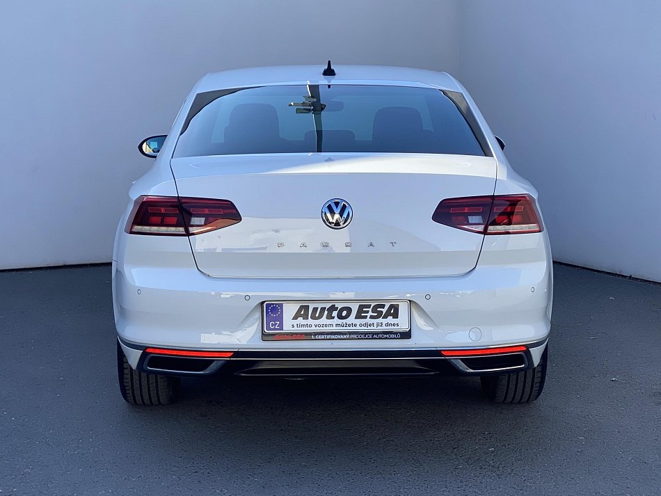 Volkswagen Passat 2.0TDi 