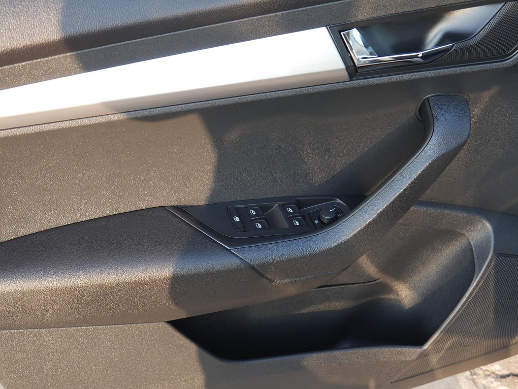 Škoda Karoq 1.0 TSi 