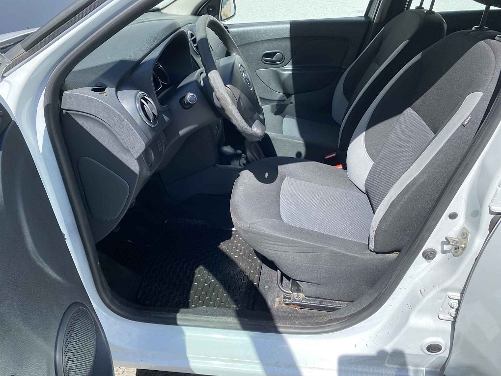 Dacia Logan 1.2i 
