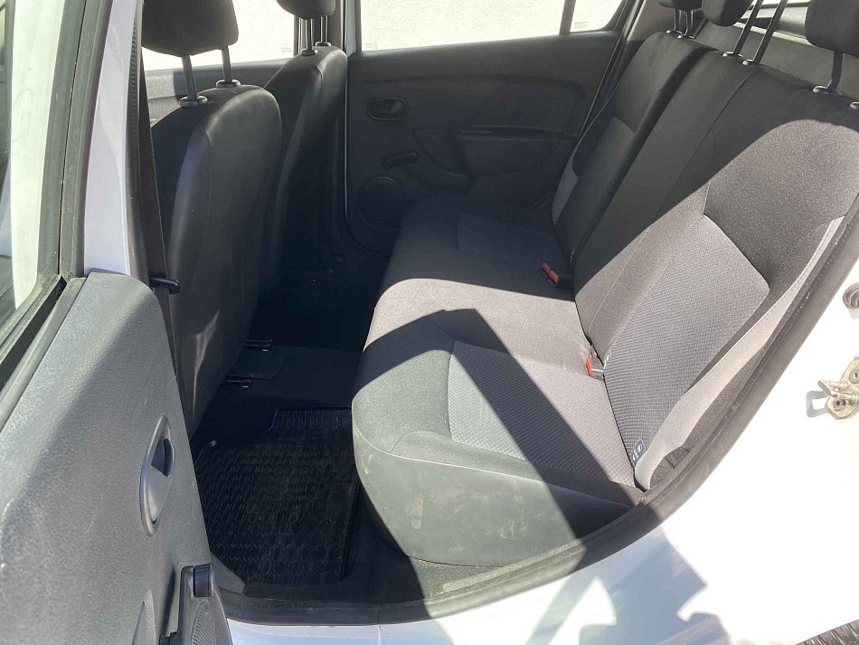 Dacia Logan 1.2i 