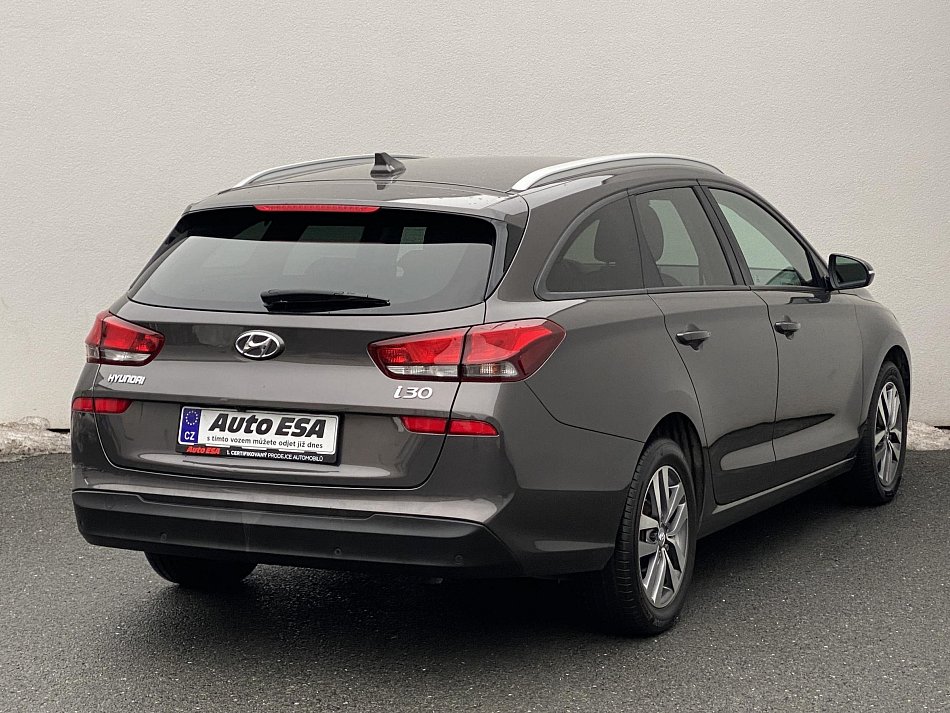 Hyundai I30 1.0 T-GDi Family+