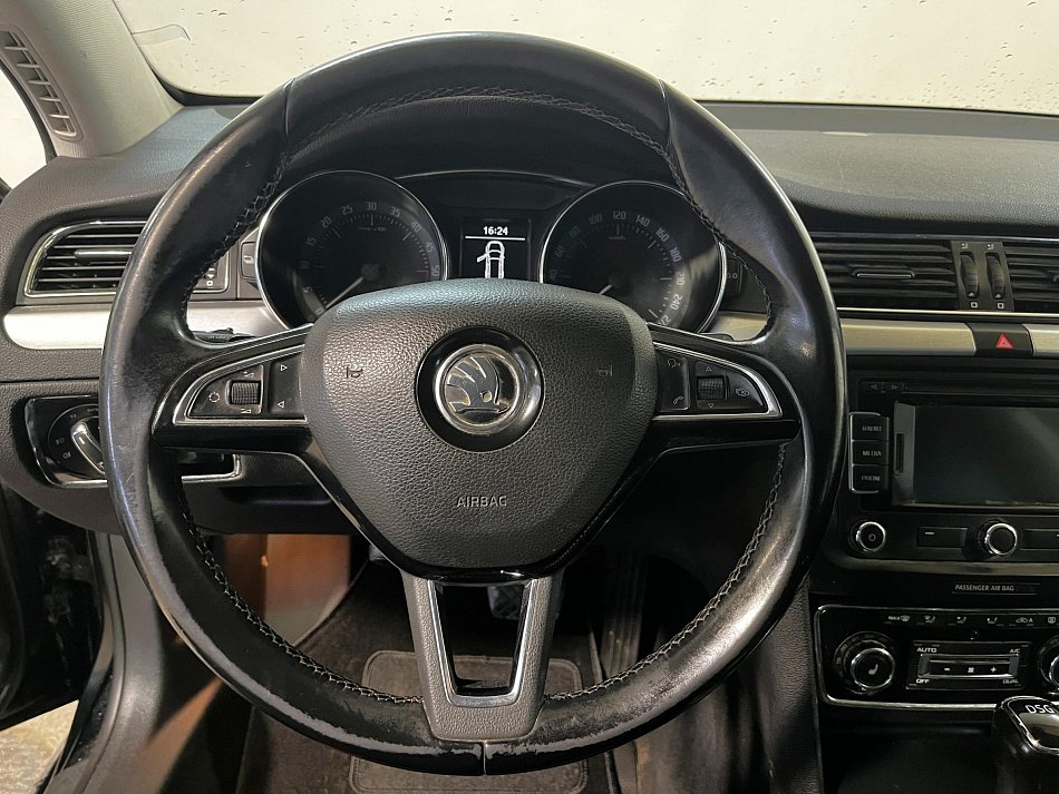 Škoda Superb II 2.0 TDi Exclusive