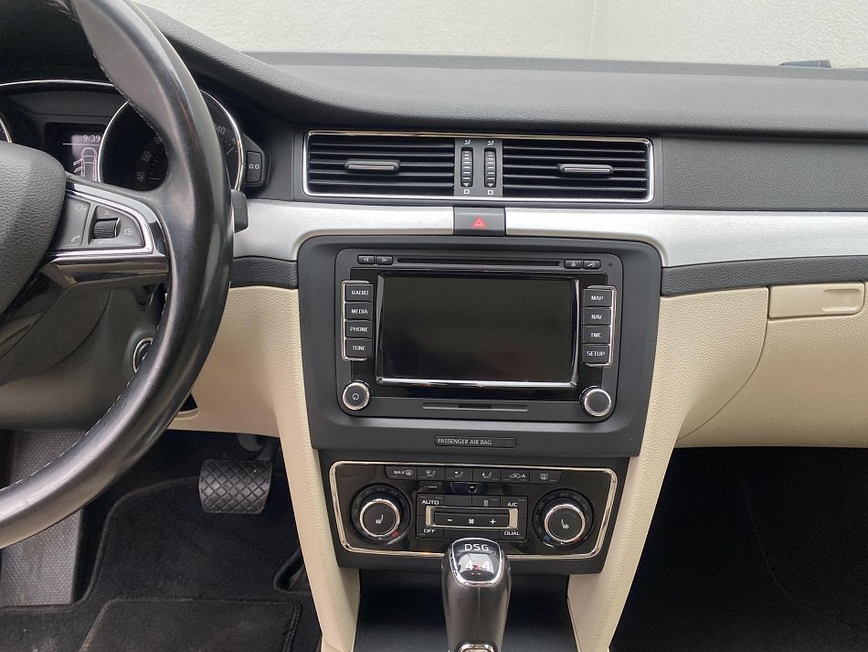 Škoda Superb II 2.0TDI Elegance 4x4