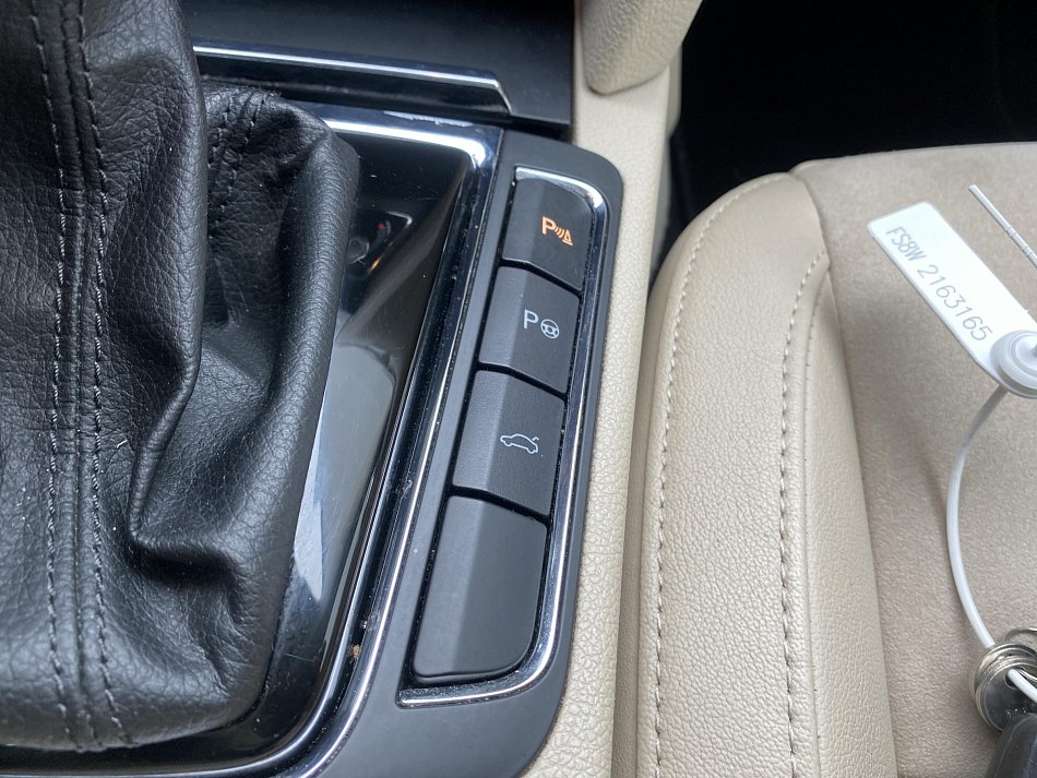 Škoda Superb II 2.0TDI Elegance 4x4