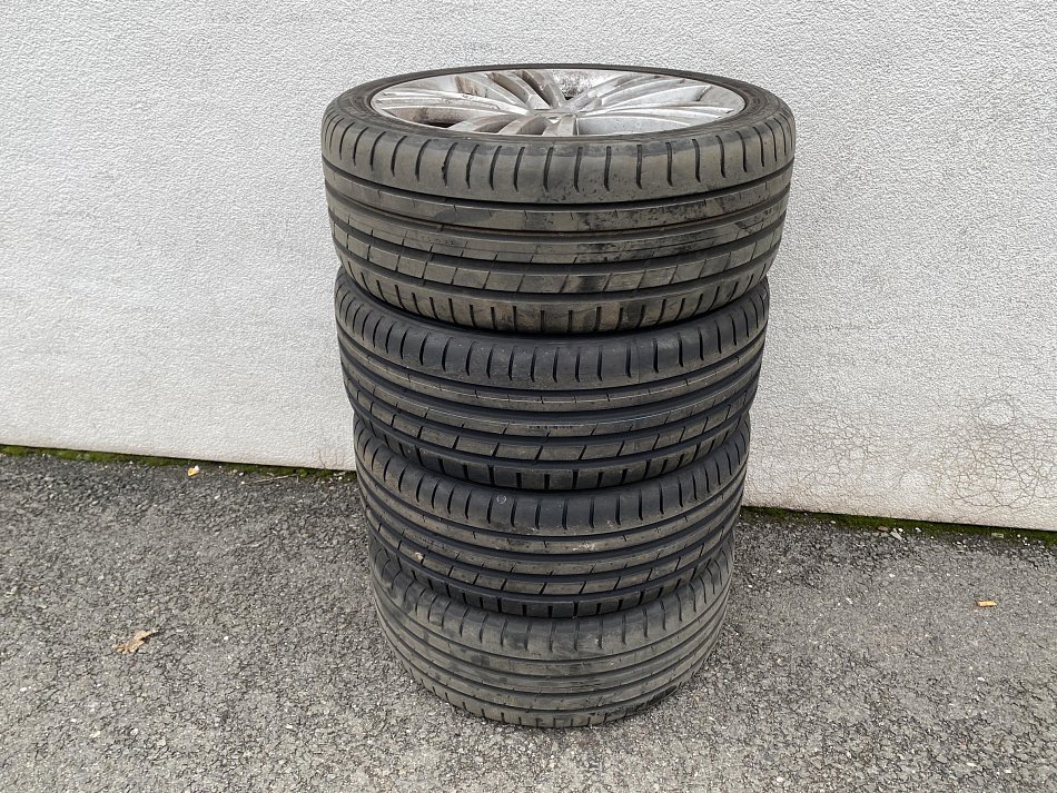 Škoda Superb II 2.0TDI Elegance 4x4