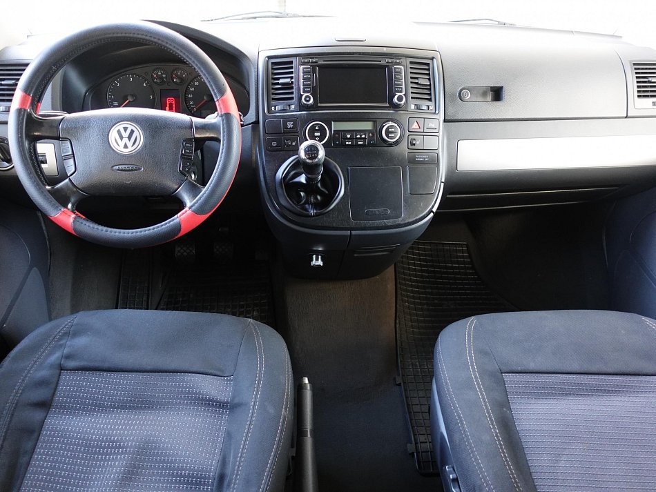 Volkswagen Multivan 2.5TDI  4x4