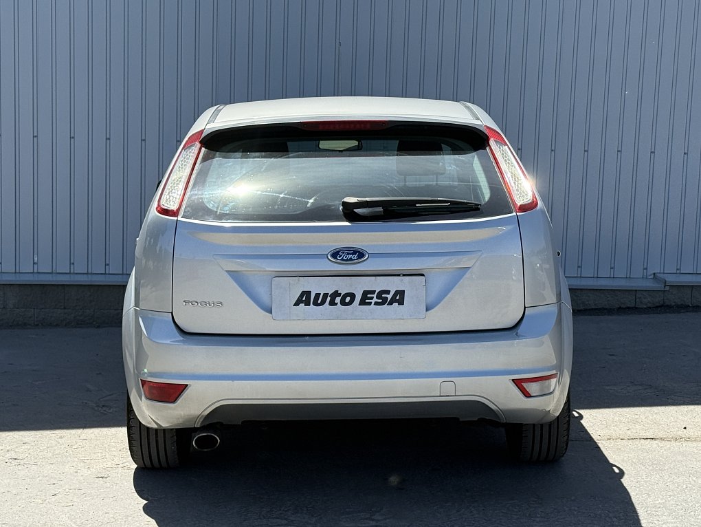 Ford Focus 1.6 i 
