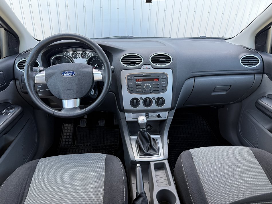 Ford Focus 1.6 i 
