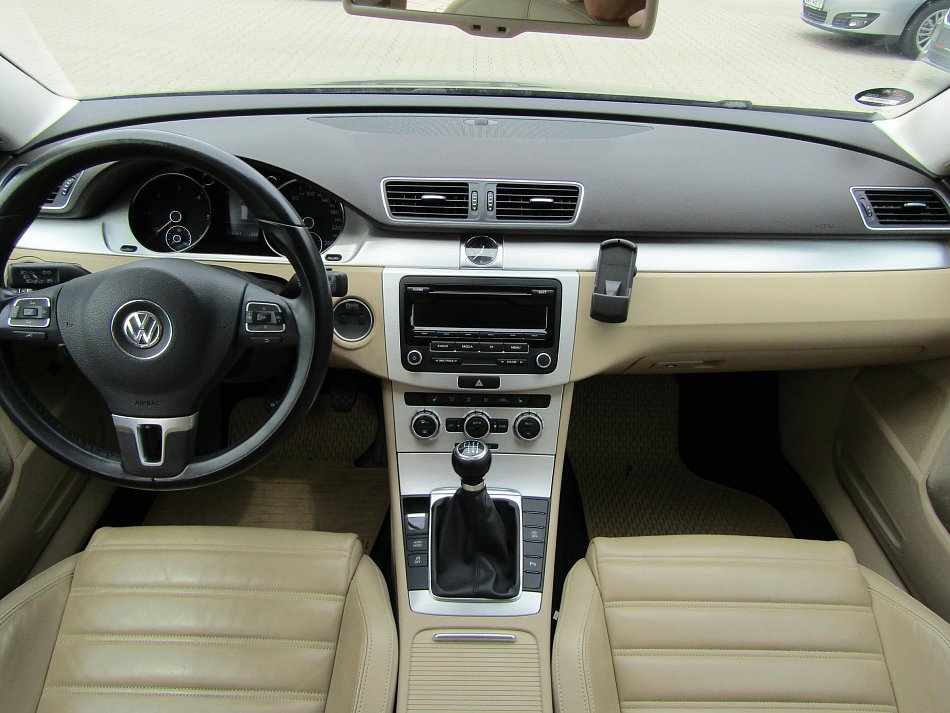 Volkswagen Passat 2.0 TDi 