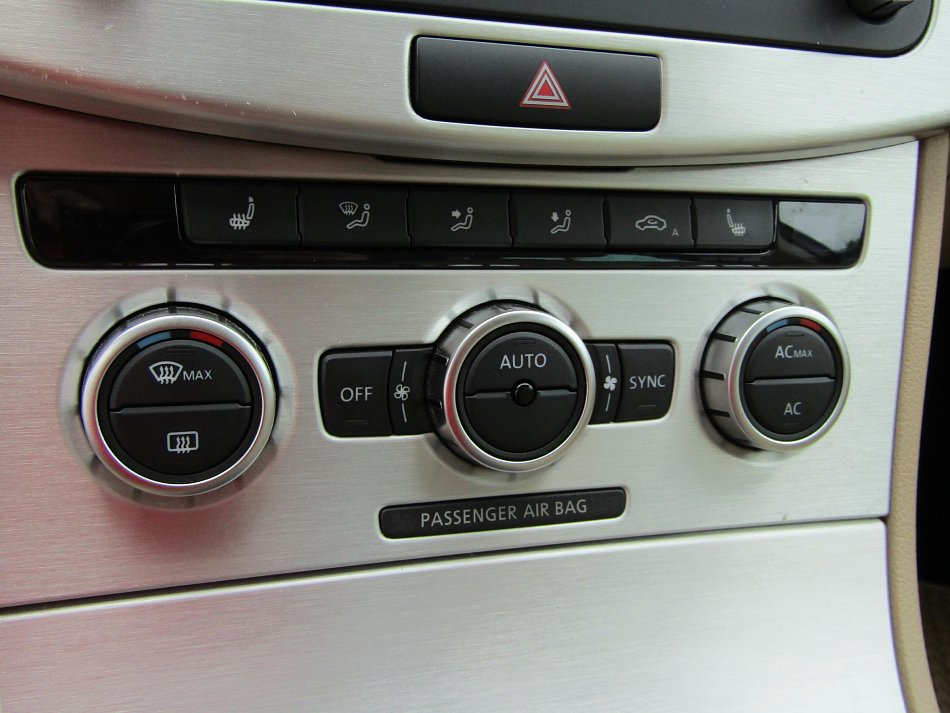 Volkswagen Passat 2.0 TDi 