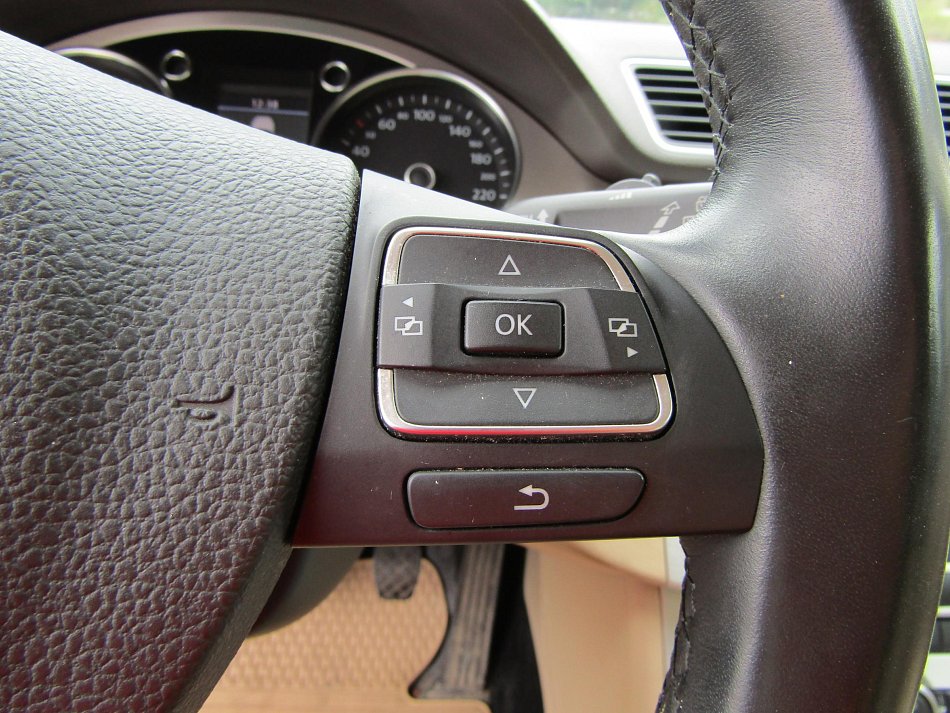 Volkswagen Passat 2.0 TDi 