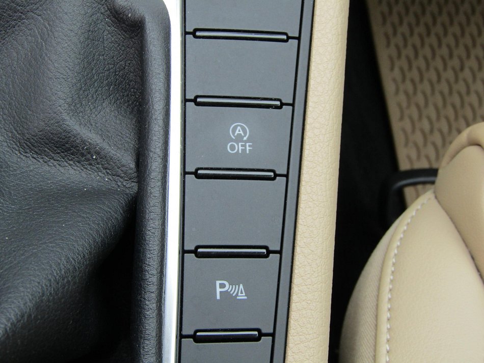 Volkswagen Passat 2.0 TDi 