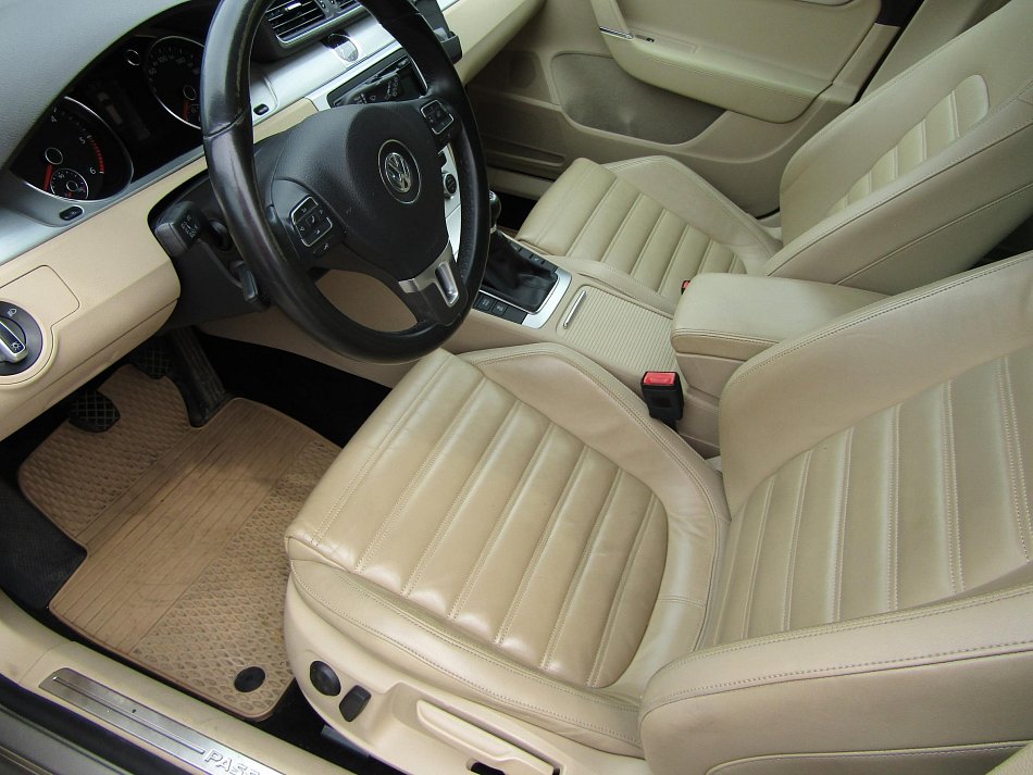 Volkswagen Passat 2.0 TDi 