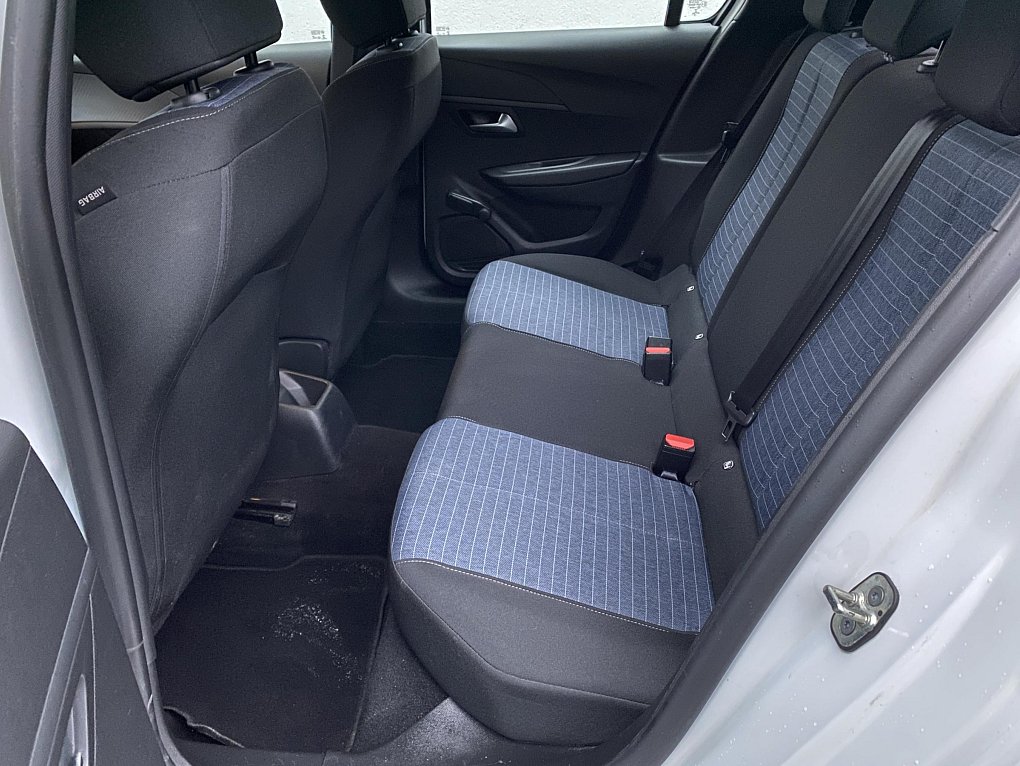 Peugeot 208 1.2i Active