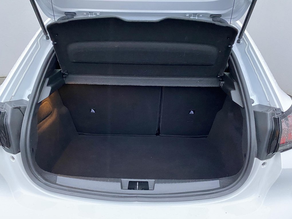 Peugeot 208 1.2i Active