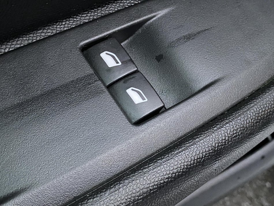 Peugeot 208 1.2i Active