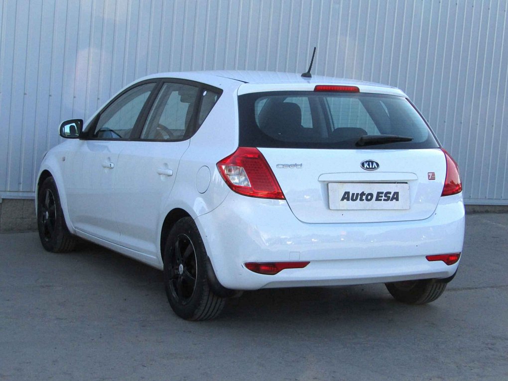 Kia Ceed 1.4i 