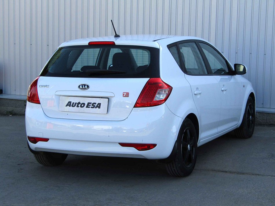 Kia Ceed 1.4i 