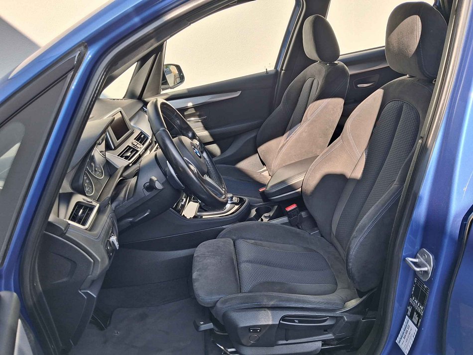BMW Řada 2 2.0 D  218d
