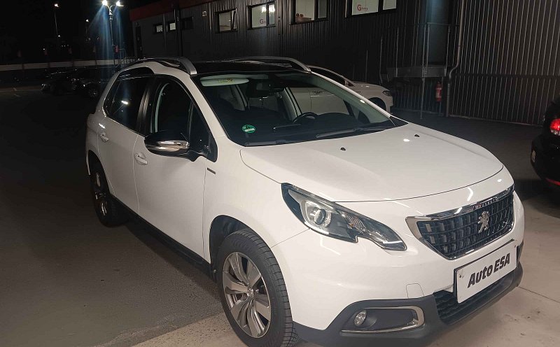 Peugeot 2008 1.2PT 