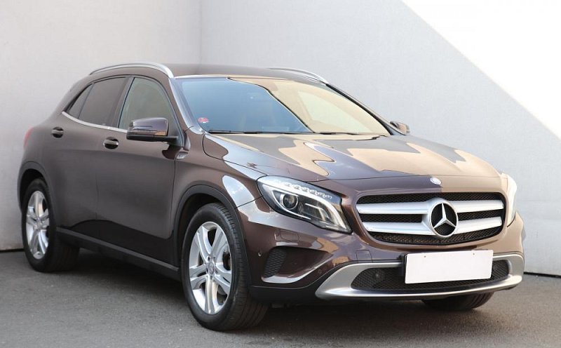 Mercedes-Benz GLA 2.2D 