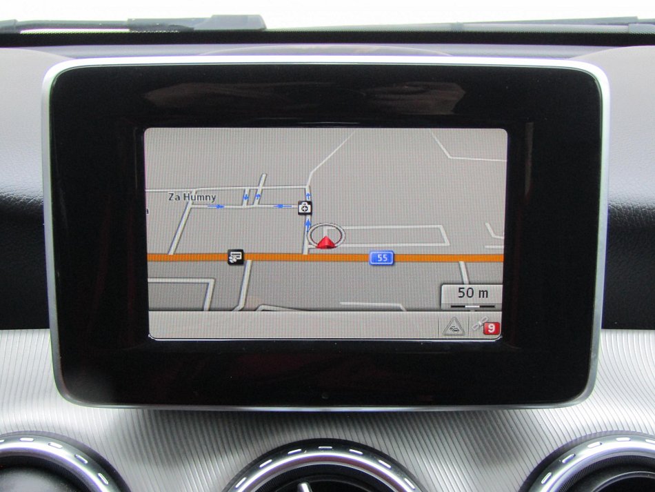 Mercedes-Benz GLA 2.2D 