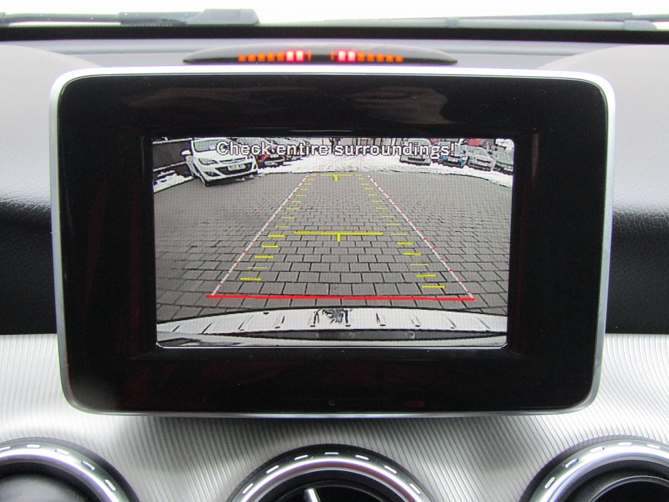 Mercedes-Benz GLA 2.2D 